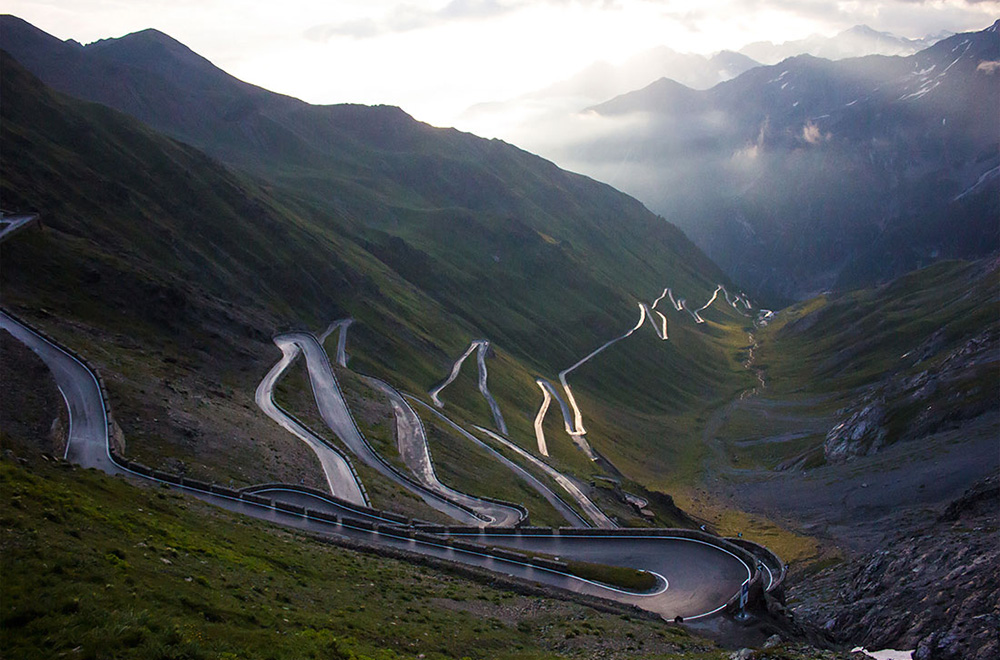 1.StelvioPass.TibetHotel.c.jpg