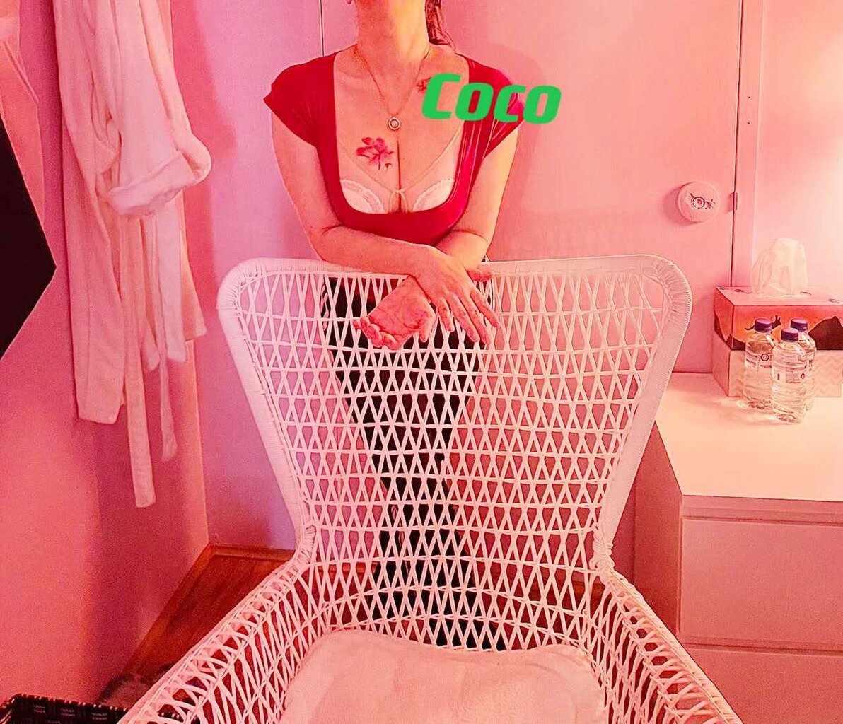 Passionate masseuse