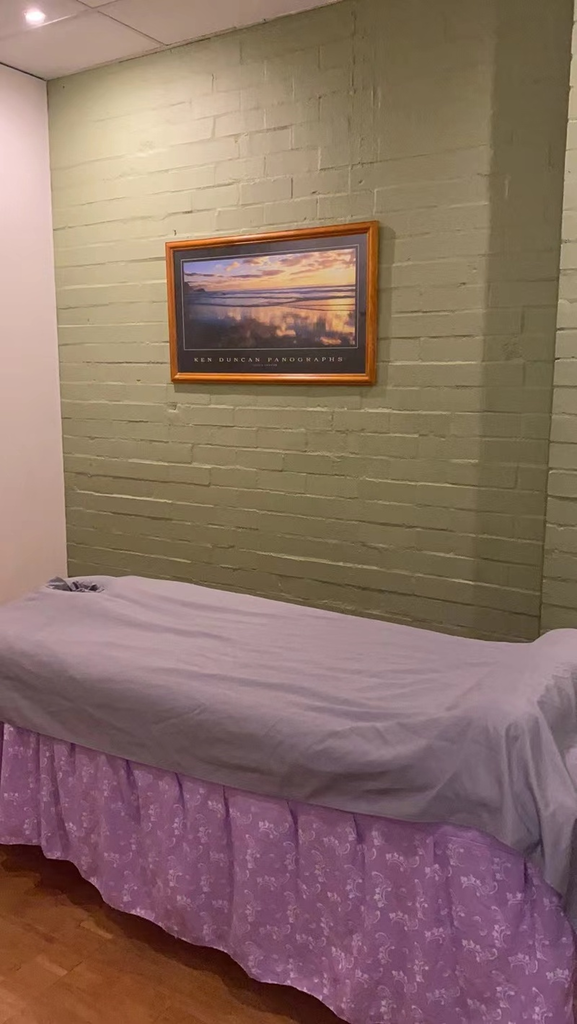 Asian females for erotic massage