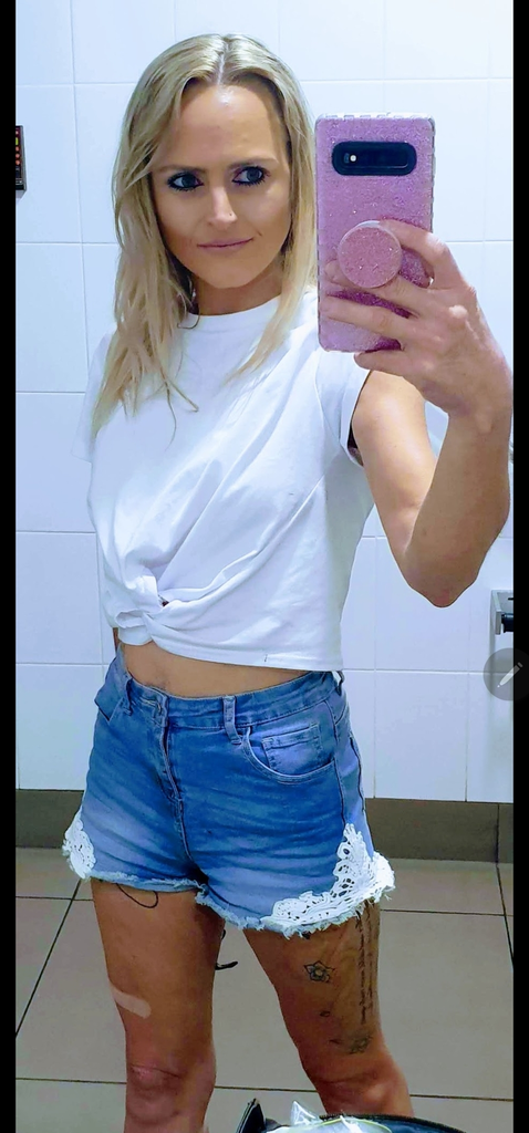 Seducive Aussie Escort