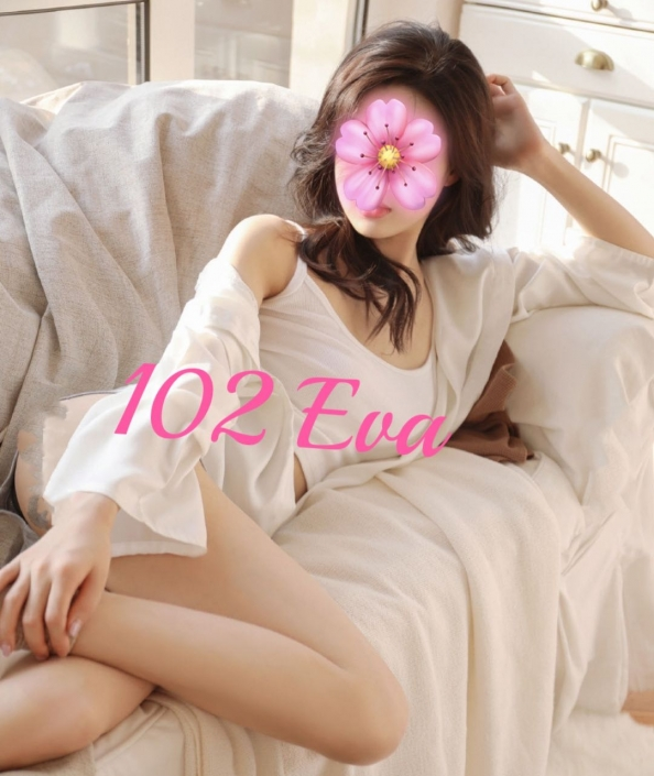 Singapore slim brown hair escort
