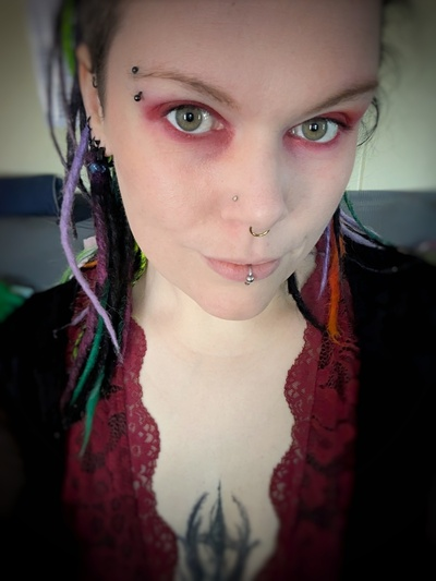 Nyx Nightbloom - Green Eyes Babe