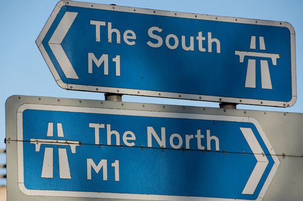 1_MAIN-Signs-direct-motorists.jpg