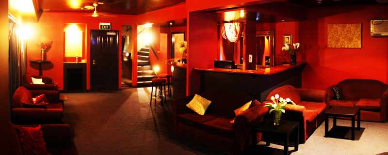 2 - Lounge Room.jpg