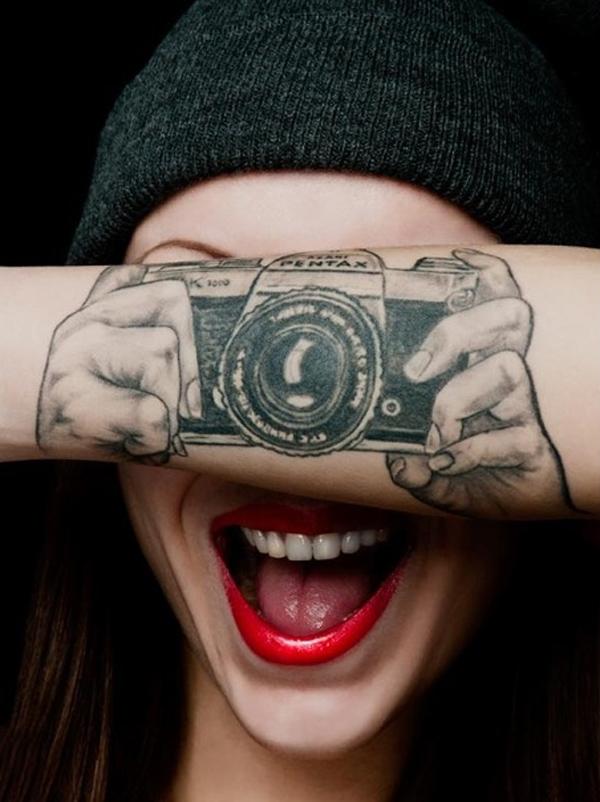 25-cool-camera-tattoo1.jpg