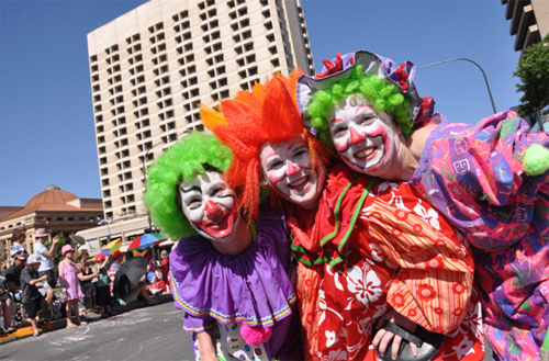 3clowns.jpg