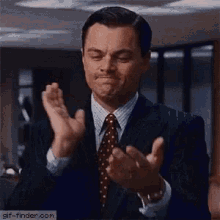 3FE97DE4-077E-419E-B004-554921B9F488.gif
