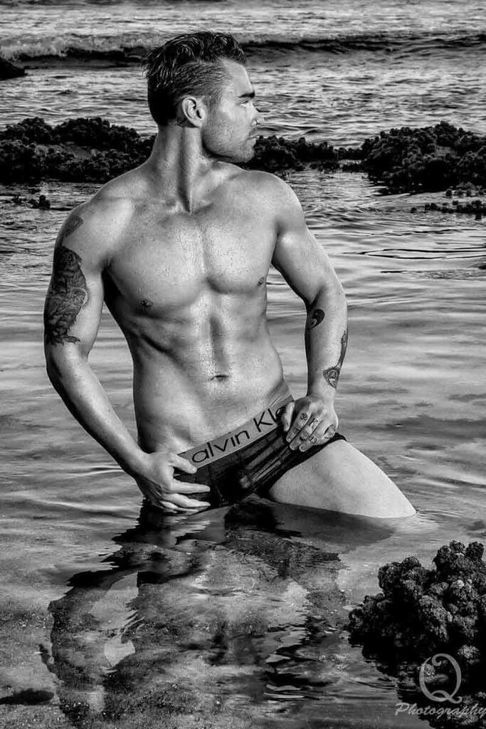 Hot buff male escort