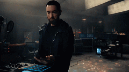 A6F56DC3-8E44-4C66-BD30-D241904F0EFC.gif