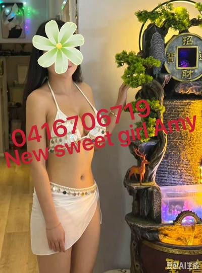 Amy front picture.jpg