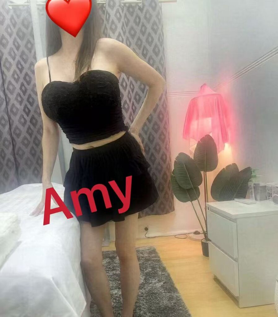 Amy- sweet nature slim.jpg