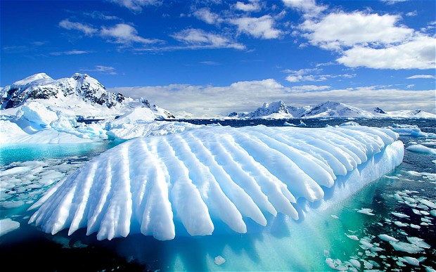 antarctica_2642820b.jpg