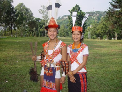 Arunachal pradesh Wancho_couple.jpg
