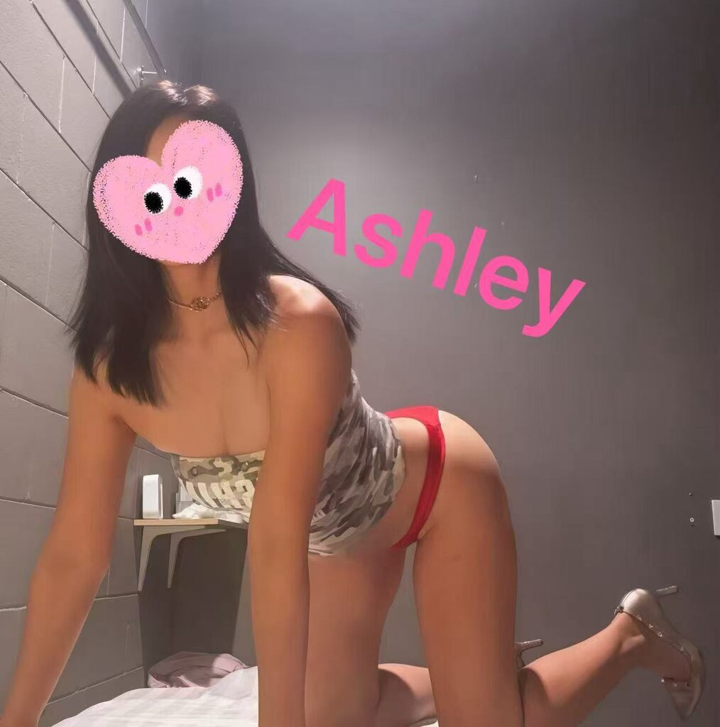 Ashley new pic 1.jpg