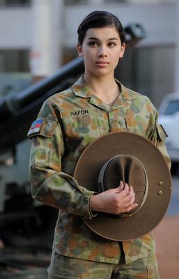 austra-2.jpg