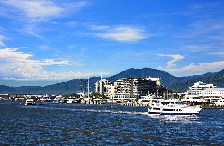 australia-queensland-cairns.jpg