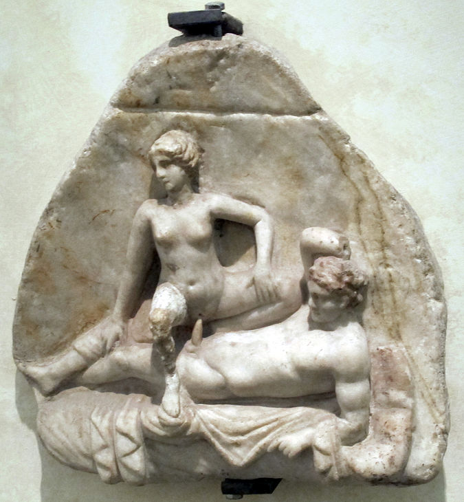 Bassorilievo_con_scfena_erotica,_da_pompei_VII,_7,_18,_50_dc_ca.,_27714.JPG