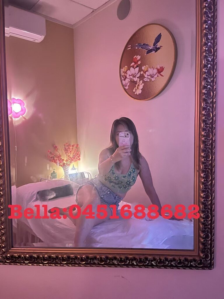 Bella.jpg