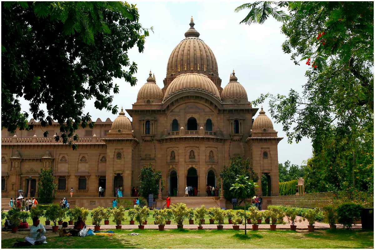 Belur Mutt.jpg