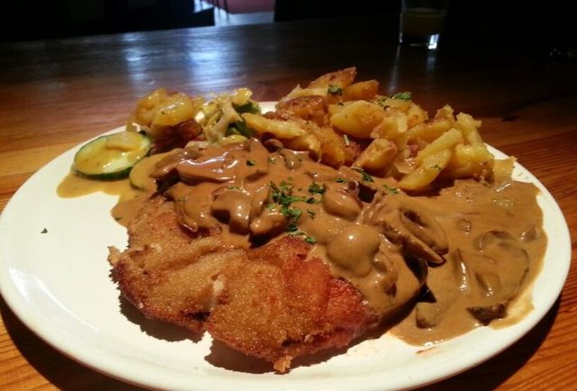 berlin-s-seven-greatest-schnitzels.jpg