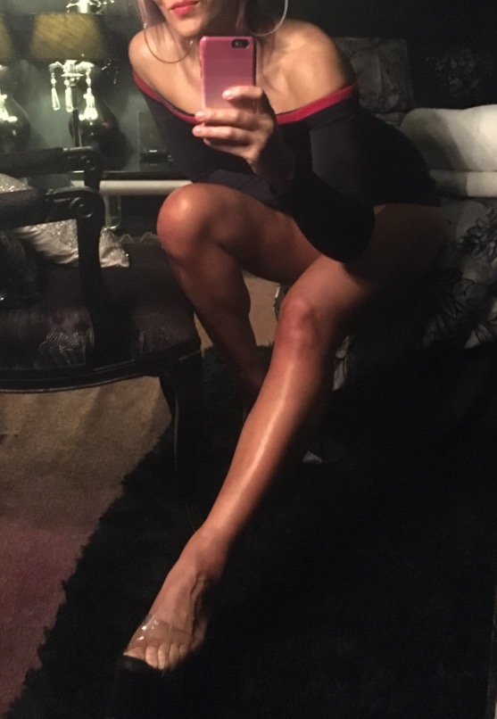 Cass Long Legs 2.JPG