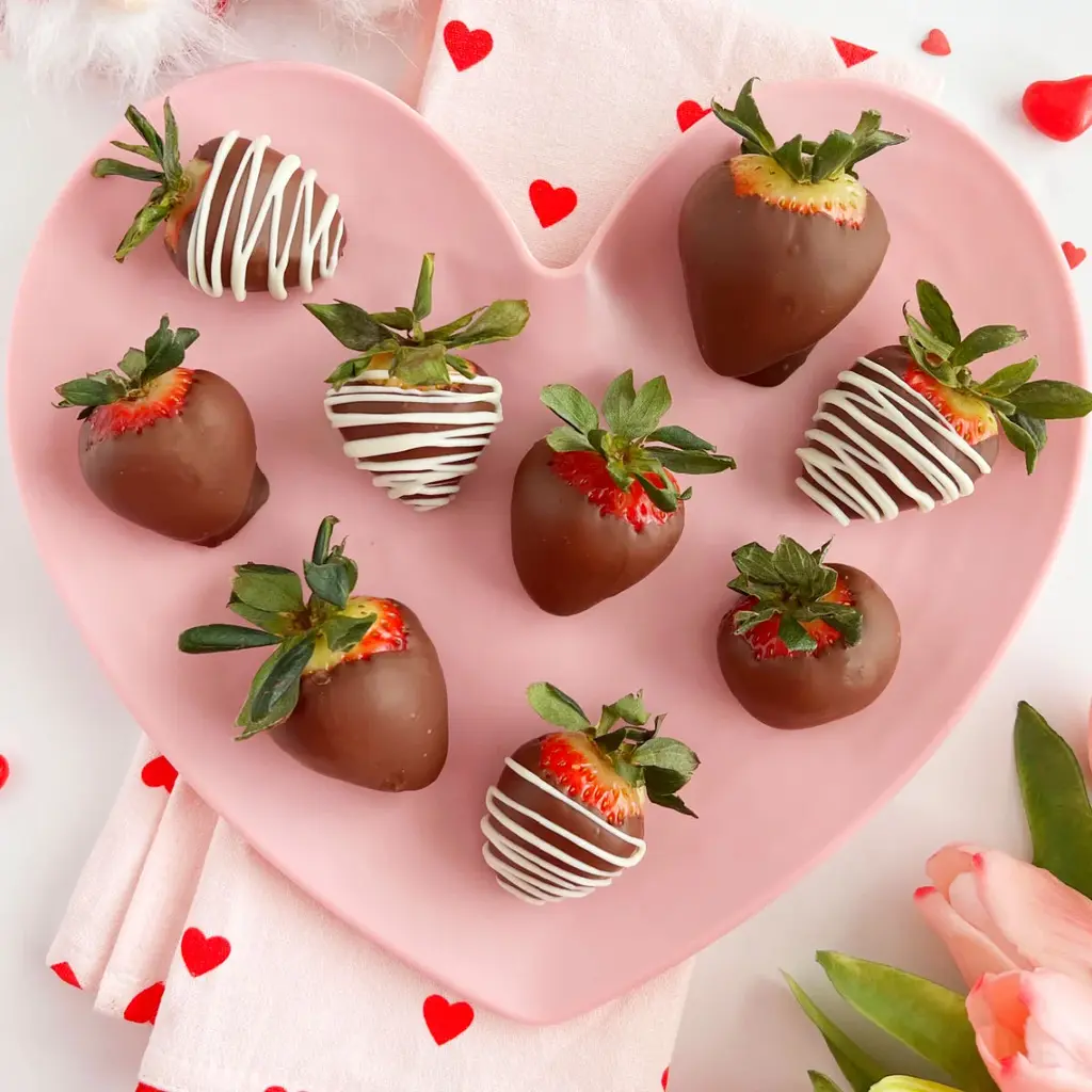 chocolate-covered-strawberries-square.webp