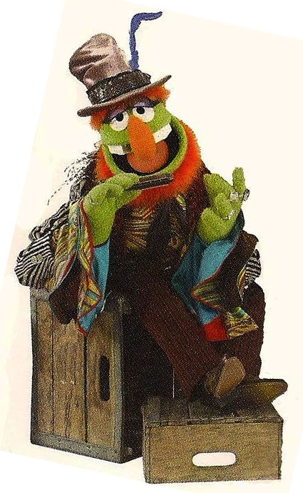 Dr._Teeth_sitting.jpg