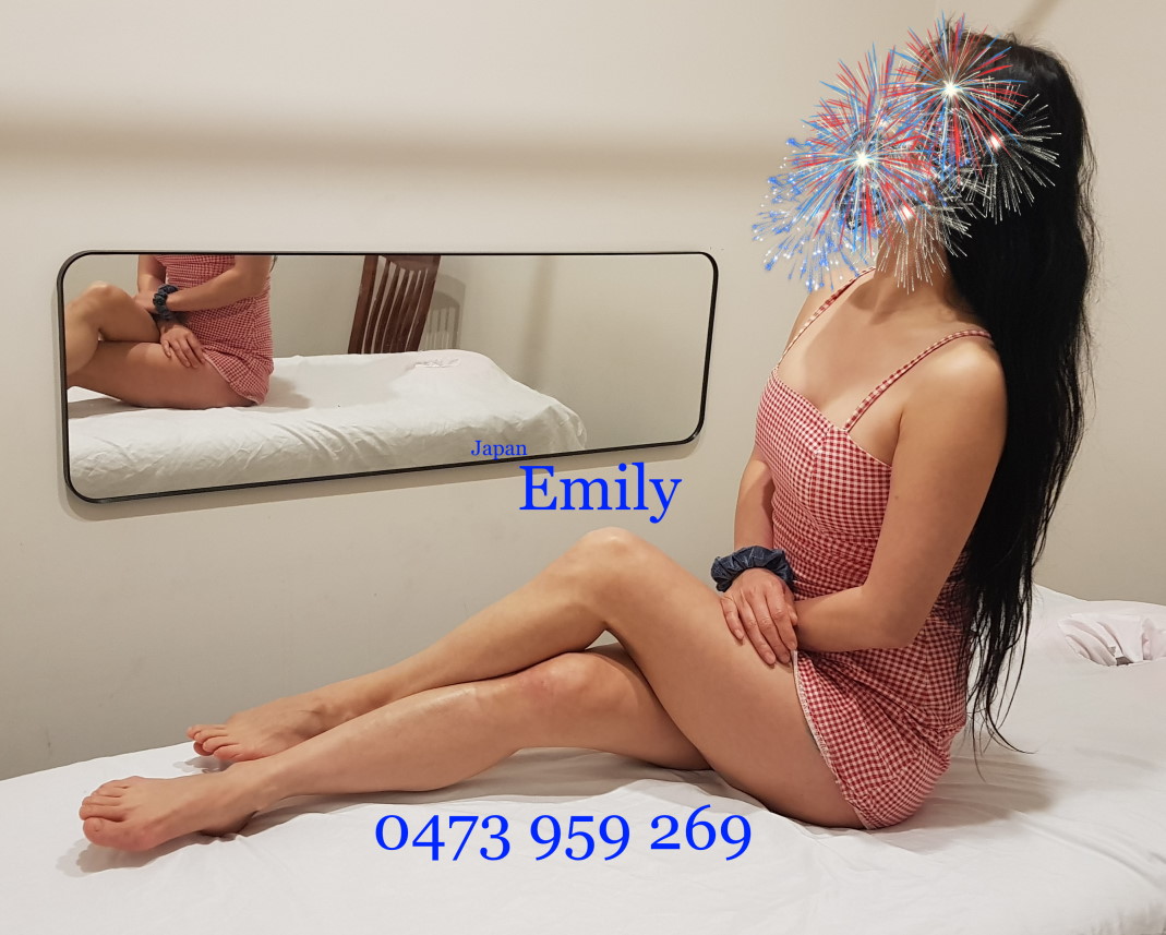 Emily lovable masseuse
