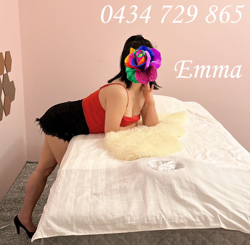 Emma Spearwood Massage Therapy FS