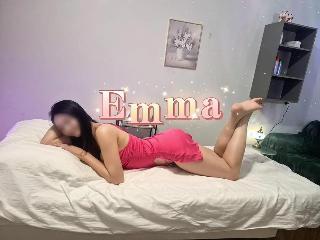 Emma3.webp