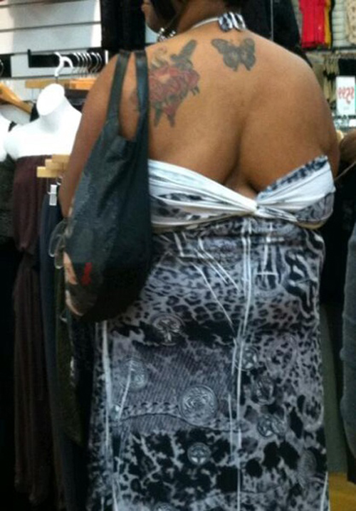 Funny-Random-Photos-Back-Boobs.jpg