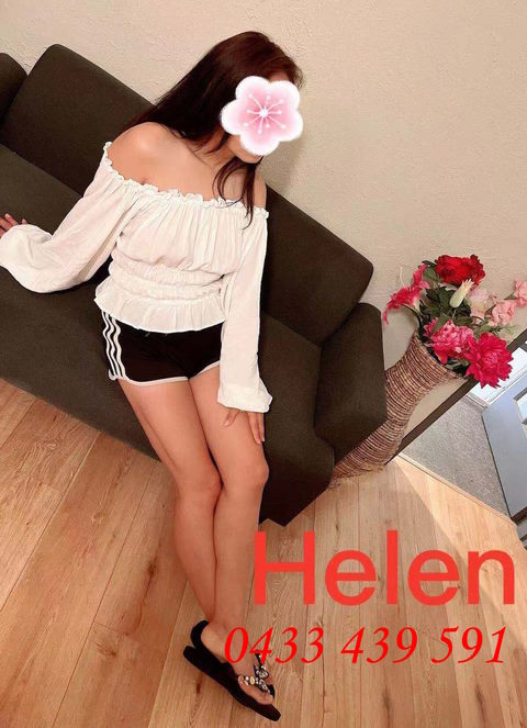 Helen petite masseuse