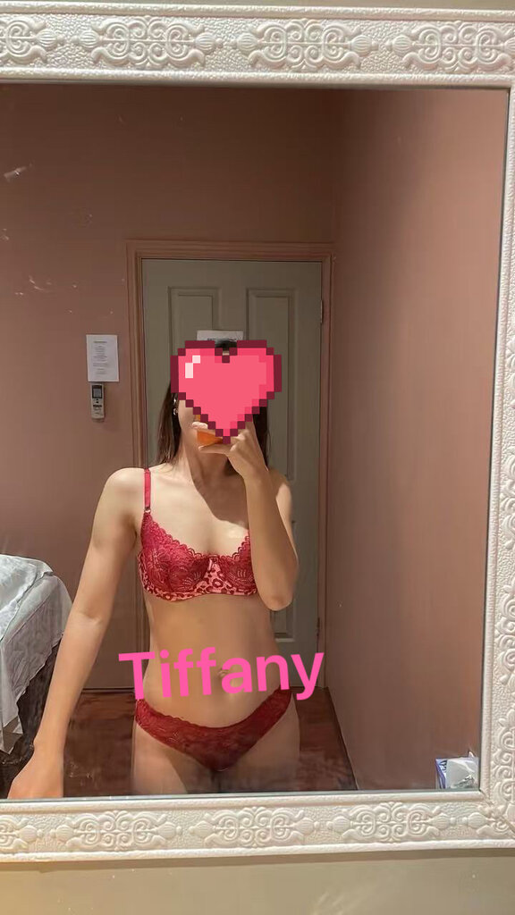 Tiffany Ella yuan massage