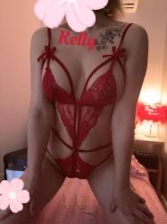 Kelly passionate masseuse