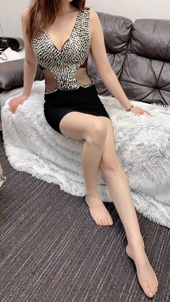 Busty lovely Korean beauty Lina