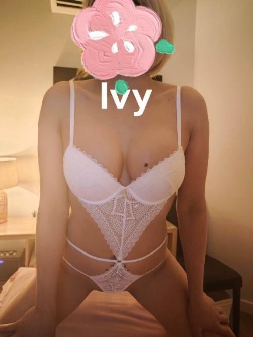 ivy new photo.jpg