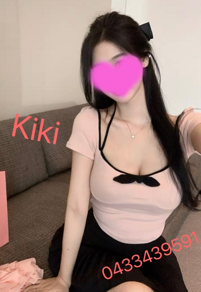 Kiki seductive masseuse