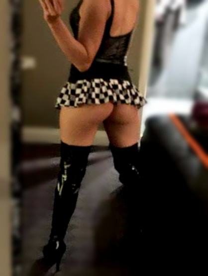 Kinky Tessa.jpg