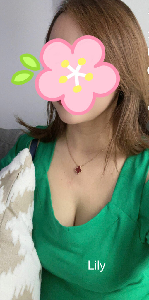 Lily3.jpg