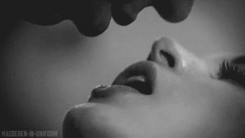 love-couple.gif