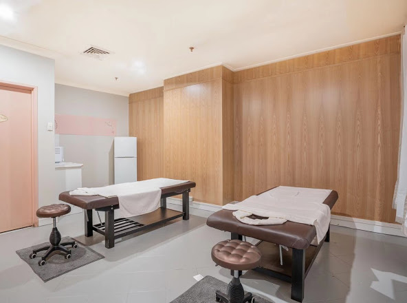 massage room.jpeg