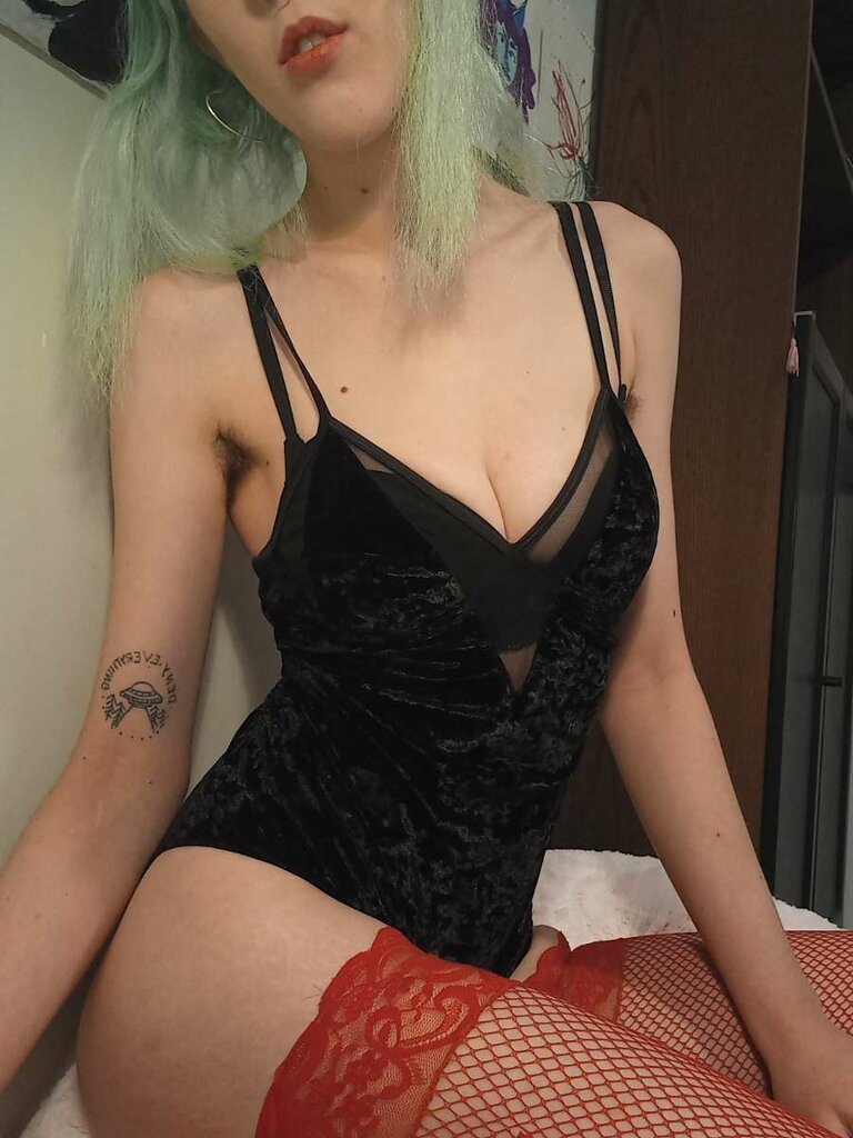 Molly kinky kiwi ada rose perth escort 2.jpg