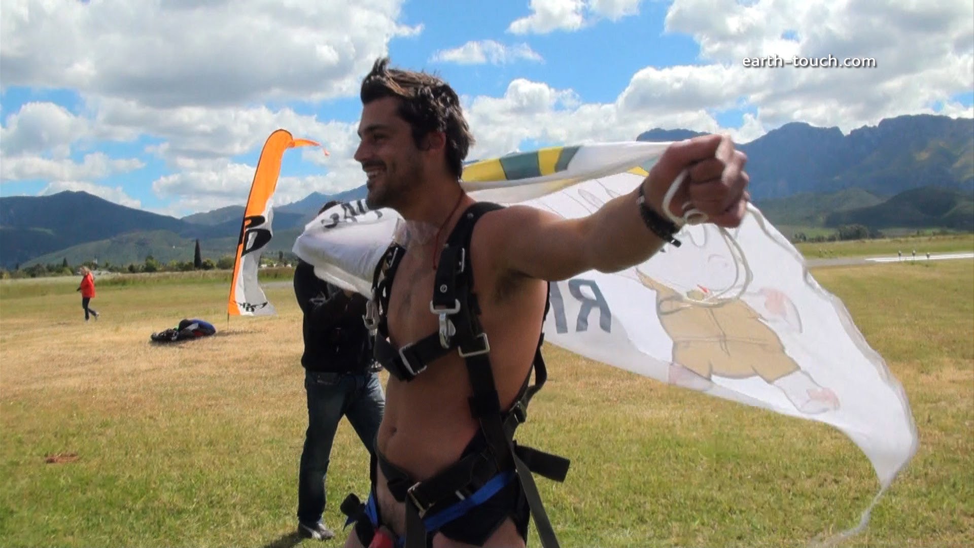 Nude Skydiving
