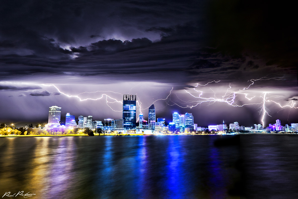 perth_storm_web.jpg