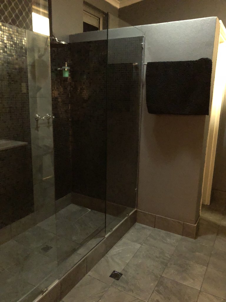 Room 1 bathroom Adarose.jpg