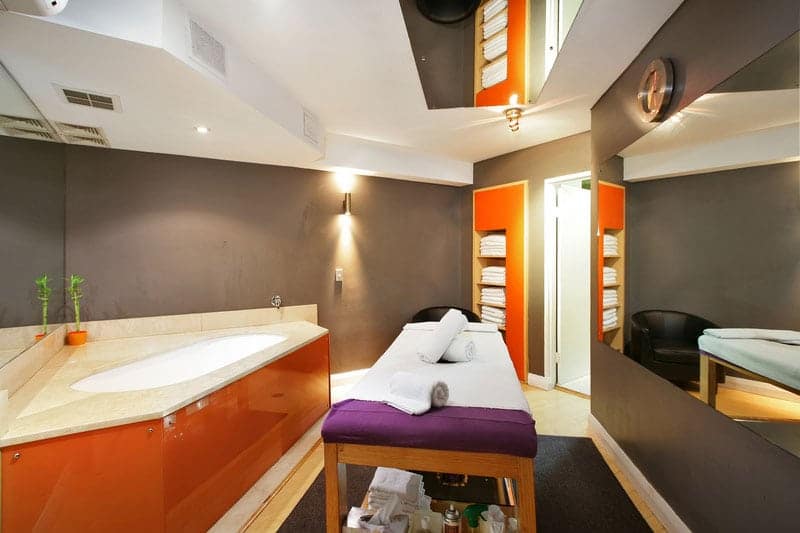 Room-5.jpg
