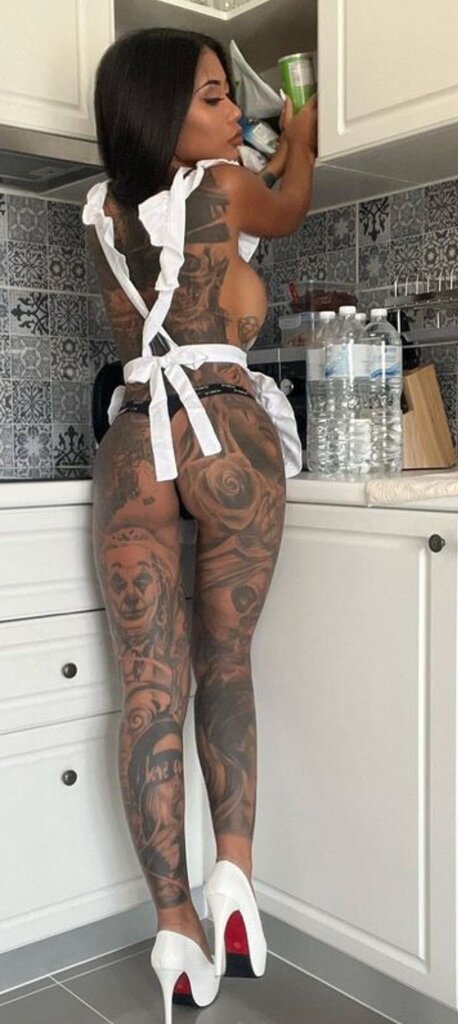 Tattooed women