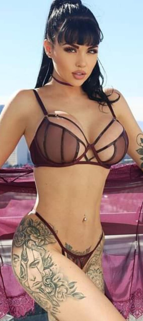 Tattooed women