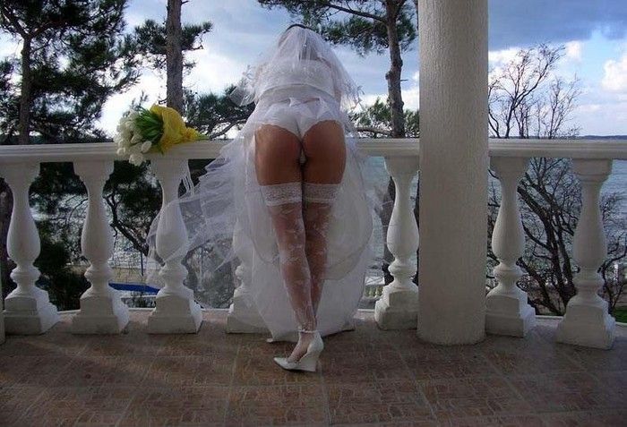 sexy_brides_60.jpg