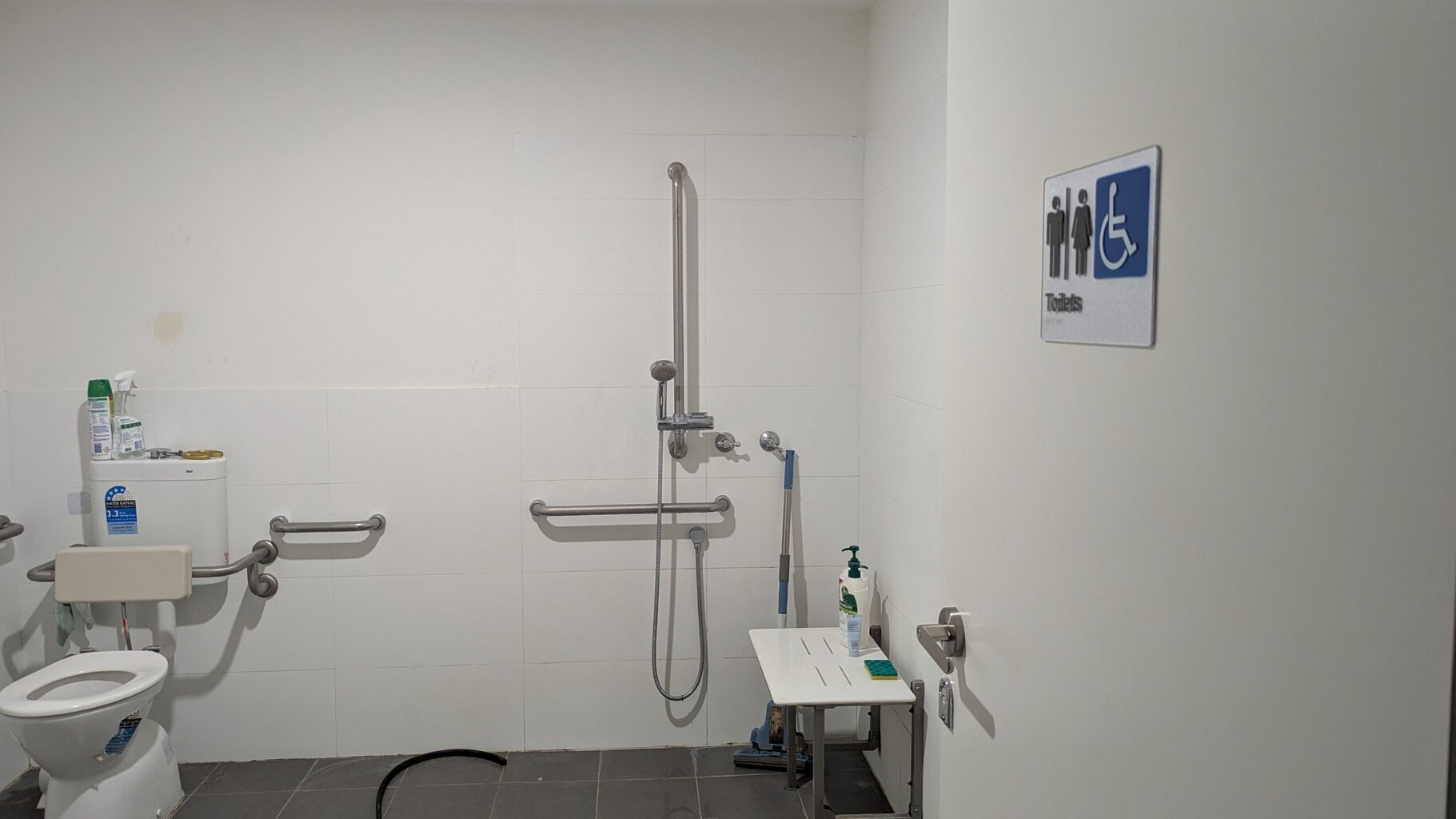 shower and toilet area.jpg